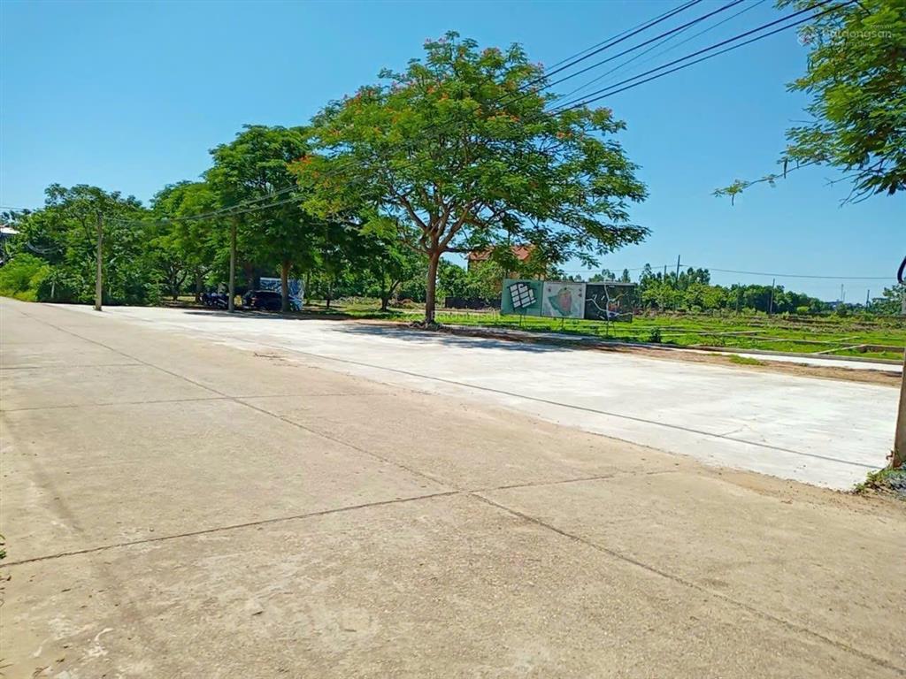 Lô góc 79 m trục chính kinh doanh giá giảm 5 giá so với thị trường tại khu công nghệ cao hòa lạc