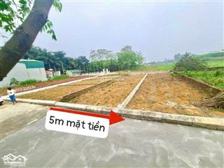 Giảm 400 triệu so với các lô xung quanh, chủ cần bán 100 m² full thổ, cách tỉnh lộ 420 khoảng 100 m