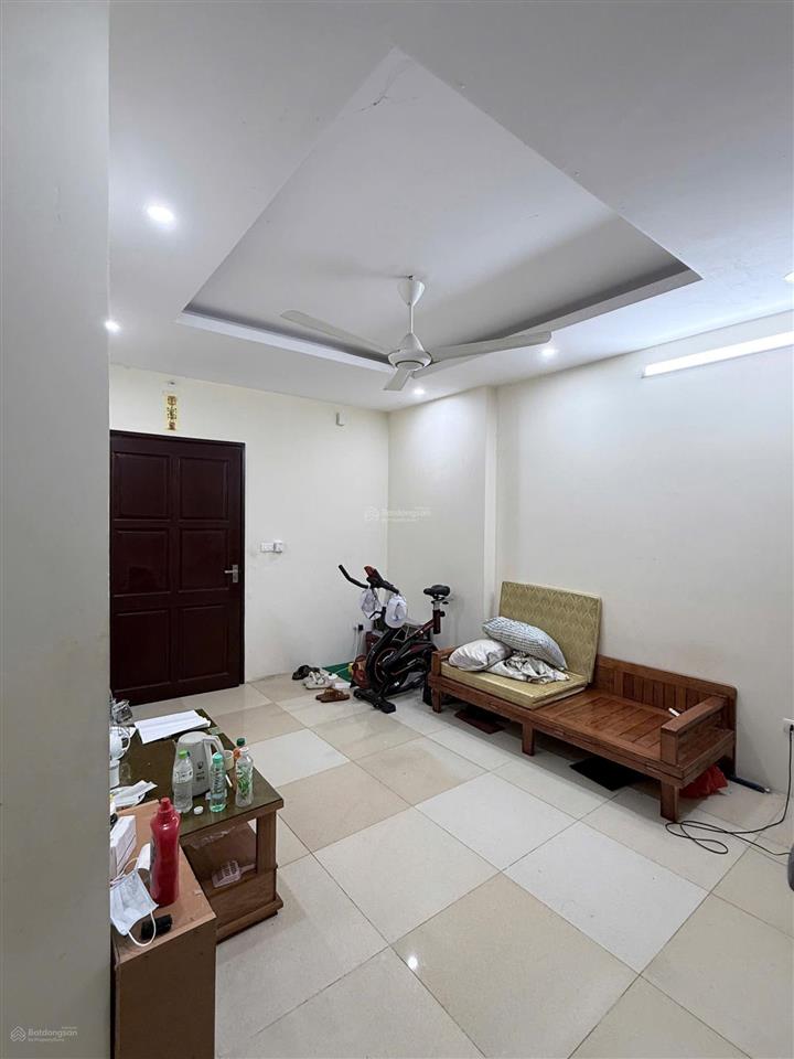 Giá rẻ hơn 200 triệu tài chính chỉ hơn 1 tỷ. đang cho thuê 4 tr 1 tháng