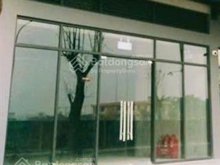 Shop đế vị trí đẹp để làm kinh doanh/ buôn bán