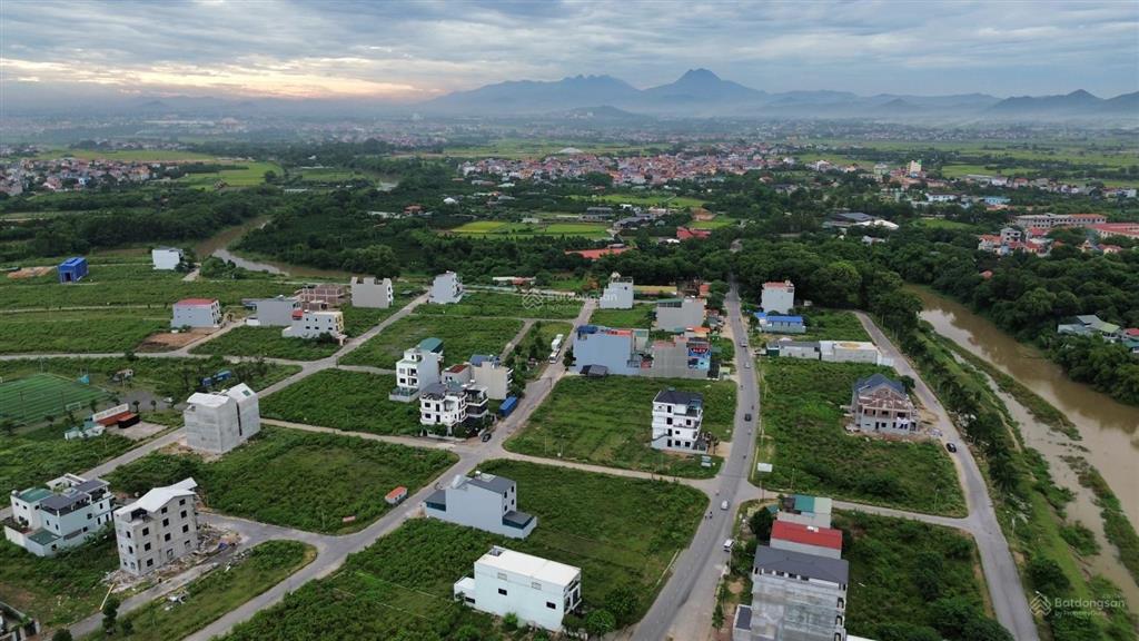 150m dự án chi đông  view thoáng diện tích nhỏ giá 3xtr/m2 giá cực tốt.