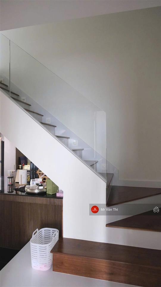 Duplex chào bán tại vista verde tháng 04.2026  160m2 giá bán 14 tỷ bao thuế phí.  0938 798 ***