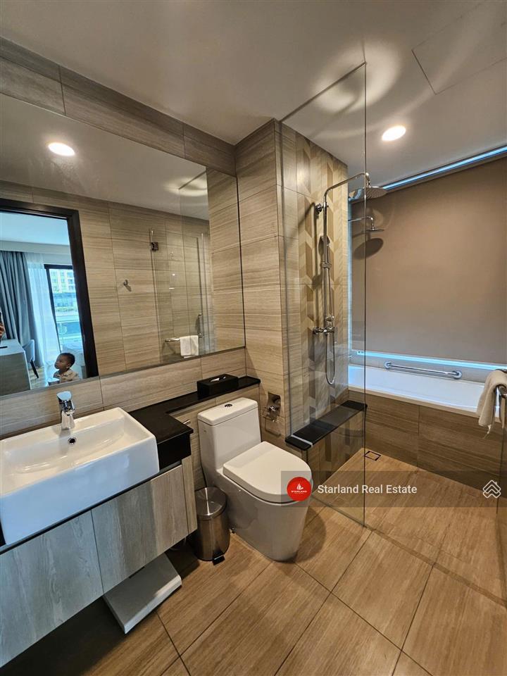 Siêu hot sân vườn 3pn khách sạn cực hiếm  sẵn sổ  bán nhanh 15 tỷ.  em thi xem nhà 0938 798 ***