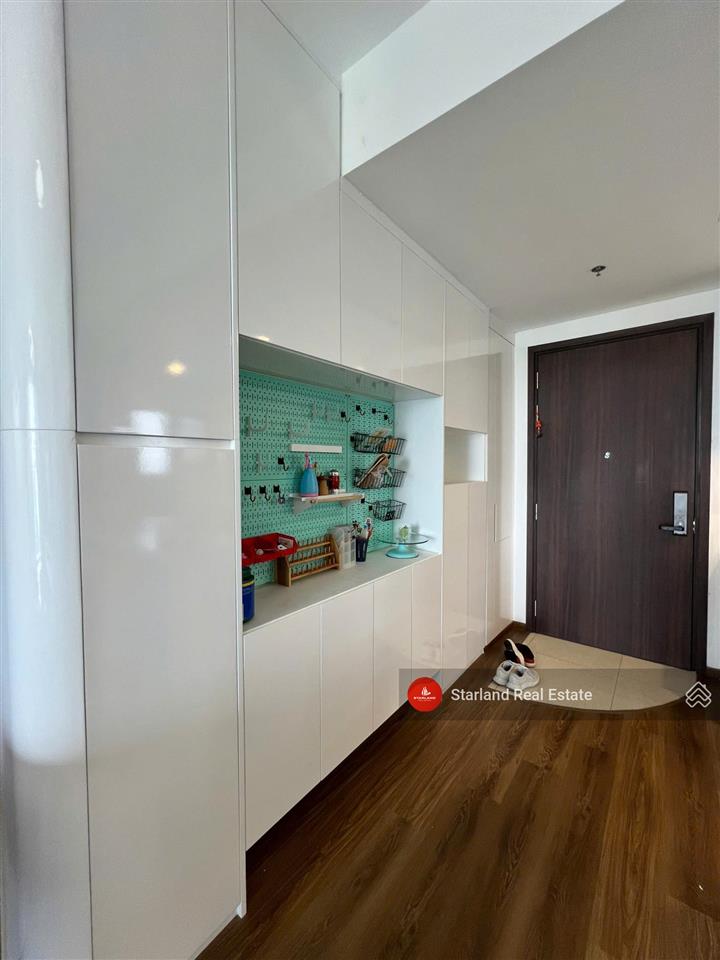 Bán nhanh 2pn one verandah giá cực hời  2pn  79m2  bán 8,2 tỷ bao thuế phí 0938 798 *** em thi