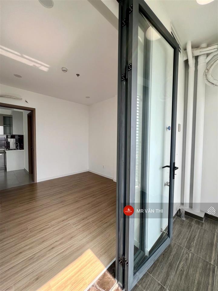 Đập hộp thuê ngay 2pn tầng penthouse mt eastmark city, 73m2  cơ bản giá cực tốt 8 triệu/tháng