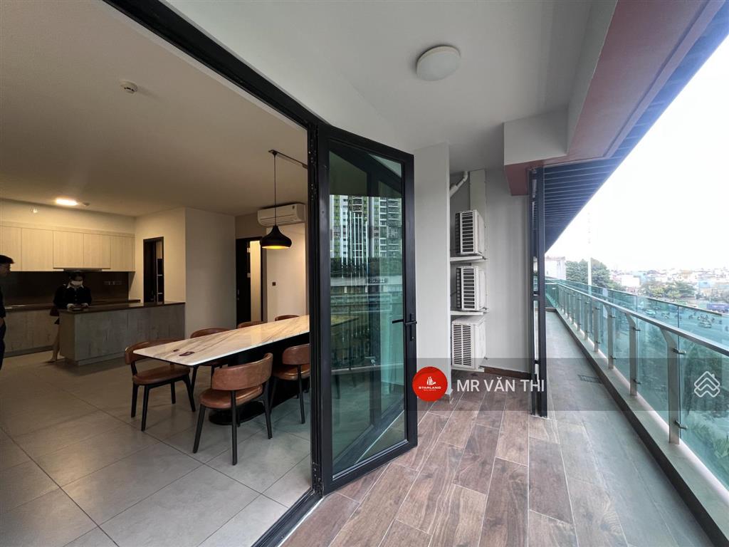 Sos hiếm có 01 căn sân vườn  5pn 210m2 cao cấp  sổ hồng sẵn tay bán nhanh 26 tỷ bao hết chốt gấp