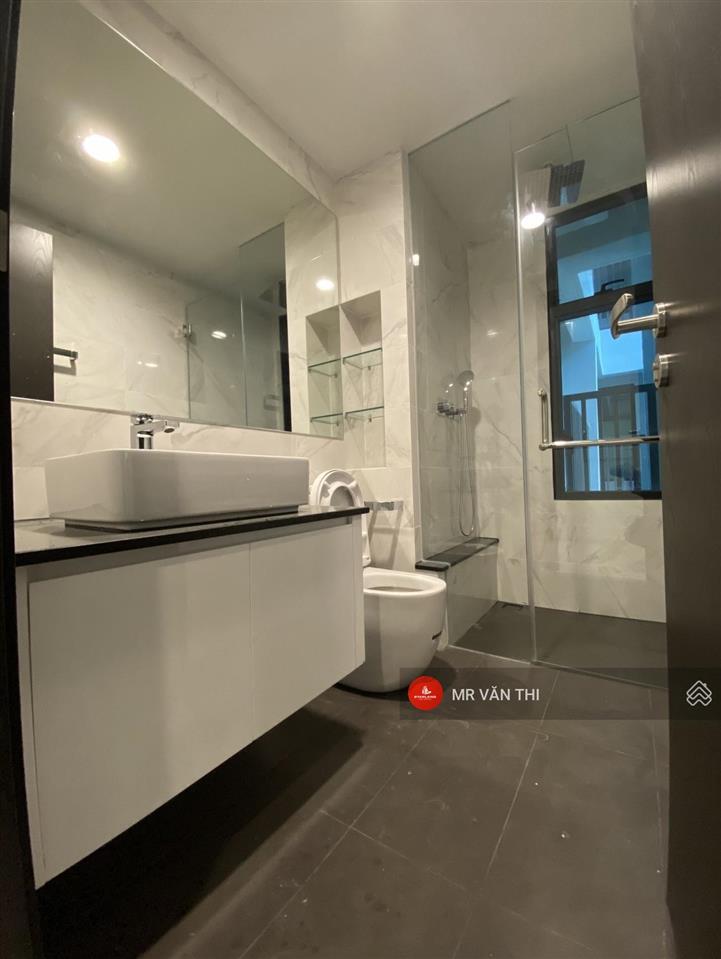 Tầm view rực rỡ khó đỡ  thuê nhanh 4pn altaz cao cấp bậc nhất  giá 60 triệu /tháng chốt ngay