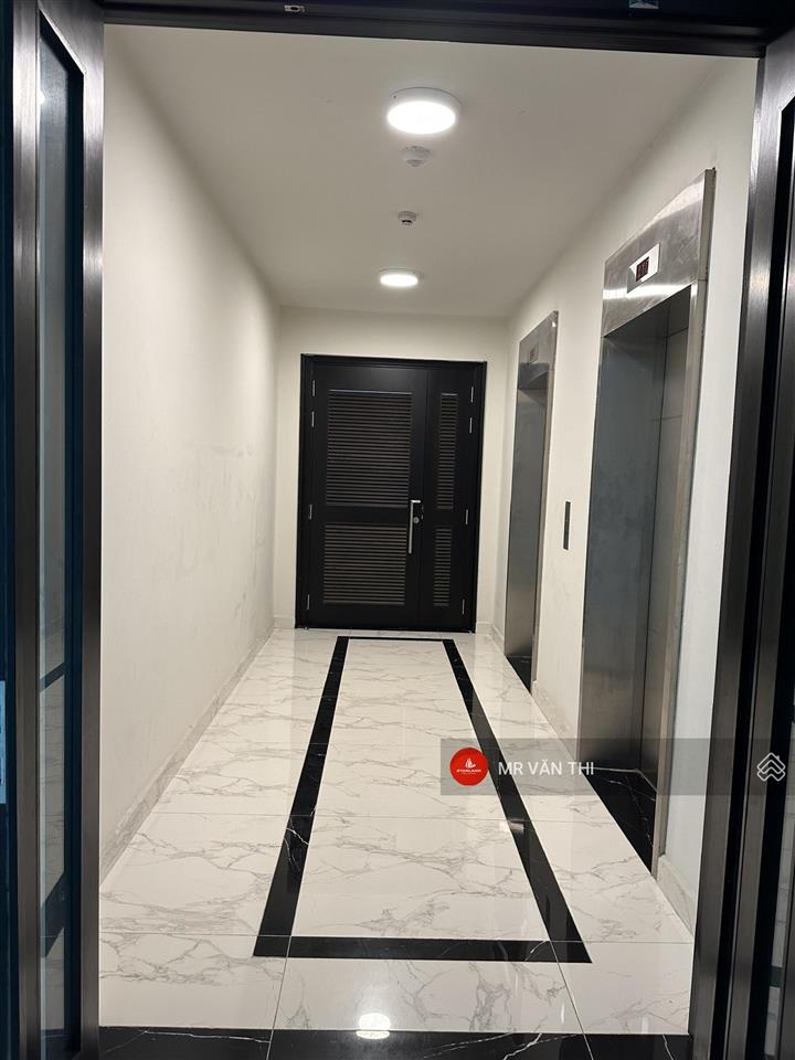 Tầm view rực rỡ khó đỡ  thuê nhanh 4pn altaz cao cấp bậc nhất  giá 60 triệu /tháng chốt ngay