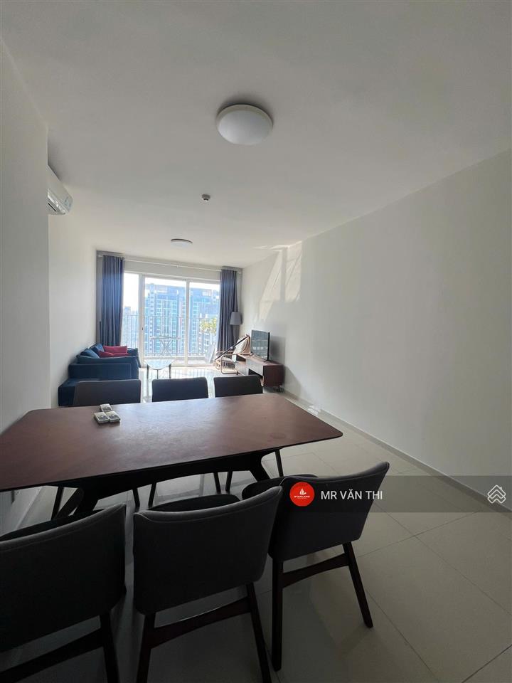 Sốc 2pn vista verde diện tích khủng  bán nhanh 8,5 tỷ view hồ bơi sông sg (căn góc)