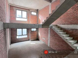 Bán nhà phố lk3 nằm ngay cạnh clubhouse  85m2  1 trệt 3 lầu giá 5,6 tỷ bao thuế phí 0938 798 ***