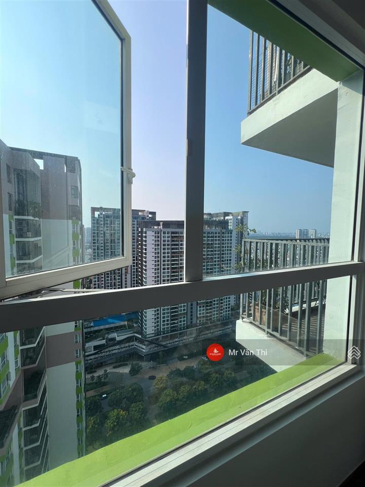 Bán cc vista verde, 8,5 tỷ vnd, 97 m2, hàng hiếm duy nhất 01 căn.  em thi xem nhà ngay 0938 798 ***