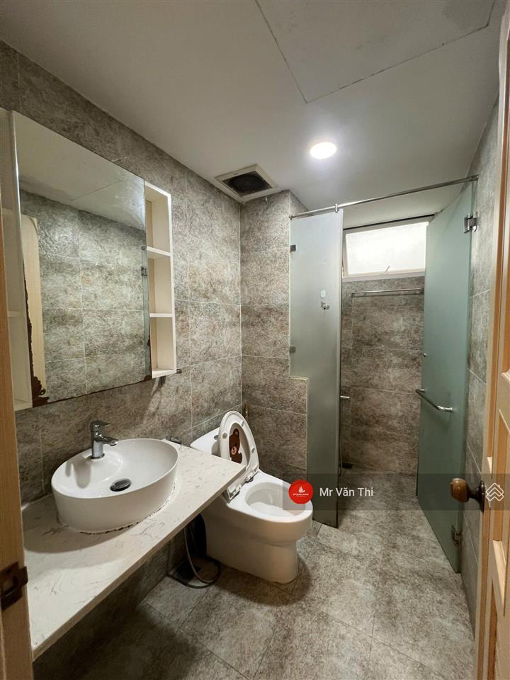 Mới  trống sẵn 1pn vista verde cho thuê 17,5 triệu. đẹp. không có sản phẩm thứ 2