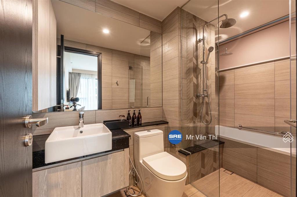 Khách sạn chuẩn somerset  cực hiếm  giá tốt bán nhanh 9,5 tỷ sổ hồng.  em thi 0938 798 ***