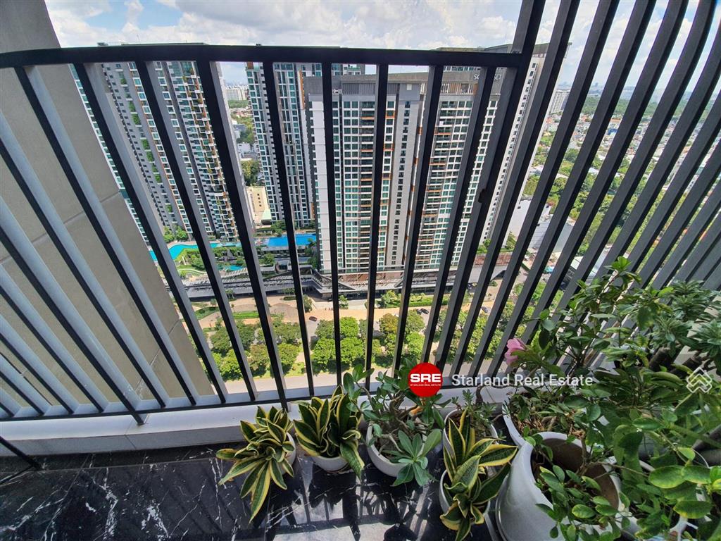 Bán nhanh căn hộ 1pn vista verde 60m sẵn sổ hồng, có hđ thuê 15 triệu/tháng giá 5,9 tỷ