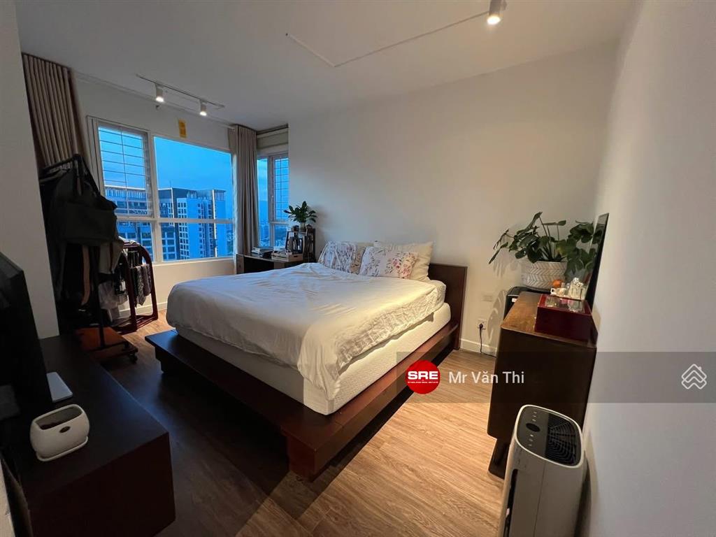 Hot! cần bán 3pn vista verde  130m2  view toàn tp  giá 11,500 tỷ bao thuế phí chốt sớm giá tốt