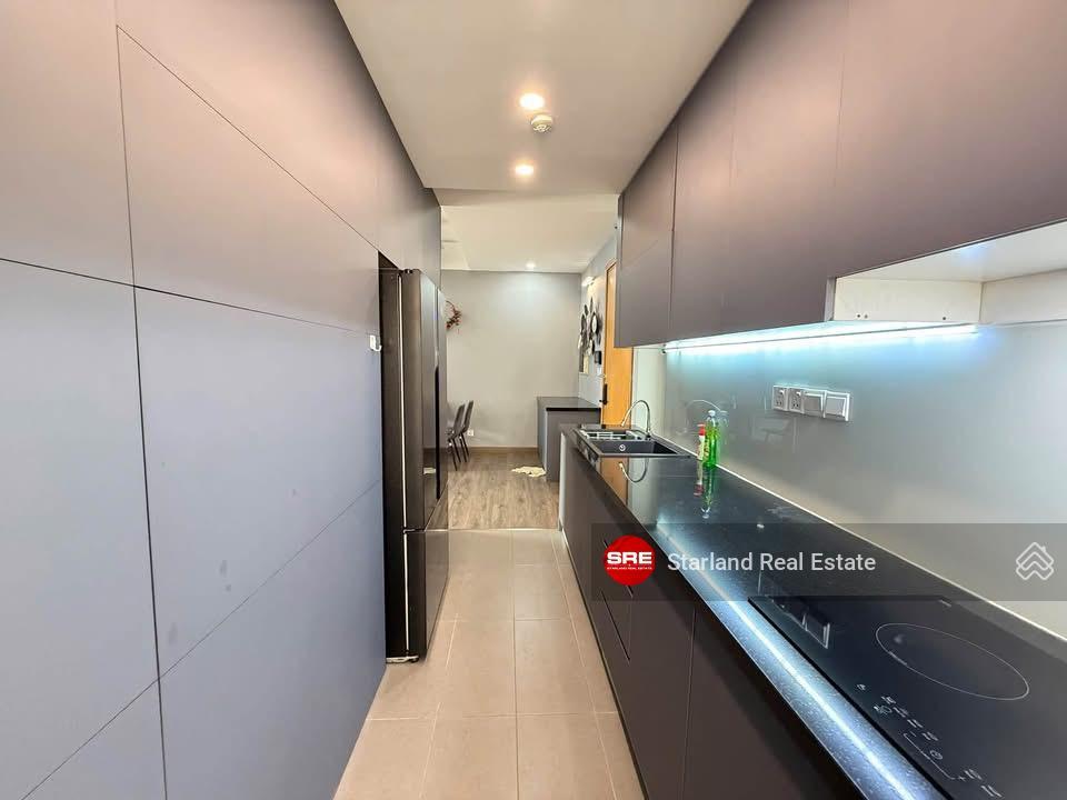 Nhà đẹp mới như hình  sẵn hợp đồng thuê  83m2  tầng cao đẹp  bán 8 tỷ bao thuế phí thương lượng
