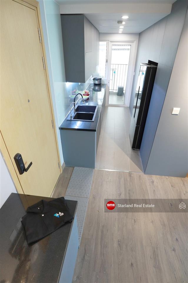 Nhà đẹp mới như hình  sẵn hợp đồng thuê  83m2  tầng cao đẹp  bán 8 tỷ bao thuế phí thương lượng