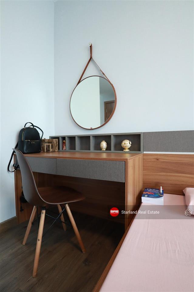 Nhà đẹp mới như hình  sẵn hợp đồng thuê  83m2  tầng cao đẹp  bán 8 tỷ bao thuế phí thương lượng