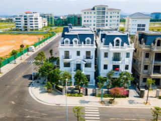 Biệt thự hạng sang, view quảng trường hành chính tp.huế, sổ hồng trao tay, giá chỉ 4tỷ3(30%/sp)