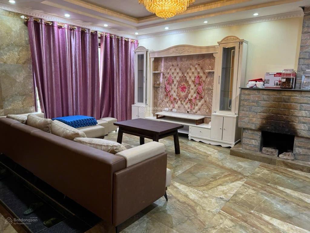 Bán nhà 3 tầng khu nghỉ dưỡng cao cấp jade hill trung tâm sapa