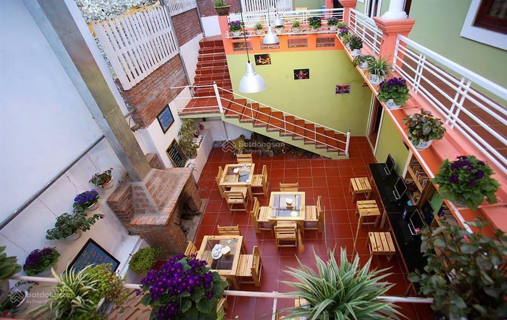 Cần bán homestay đẹp cách nhà thờ đá sapa chỉ 600m