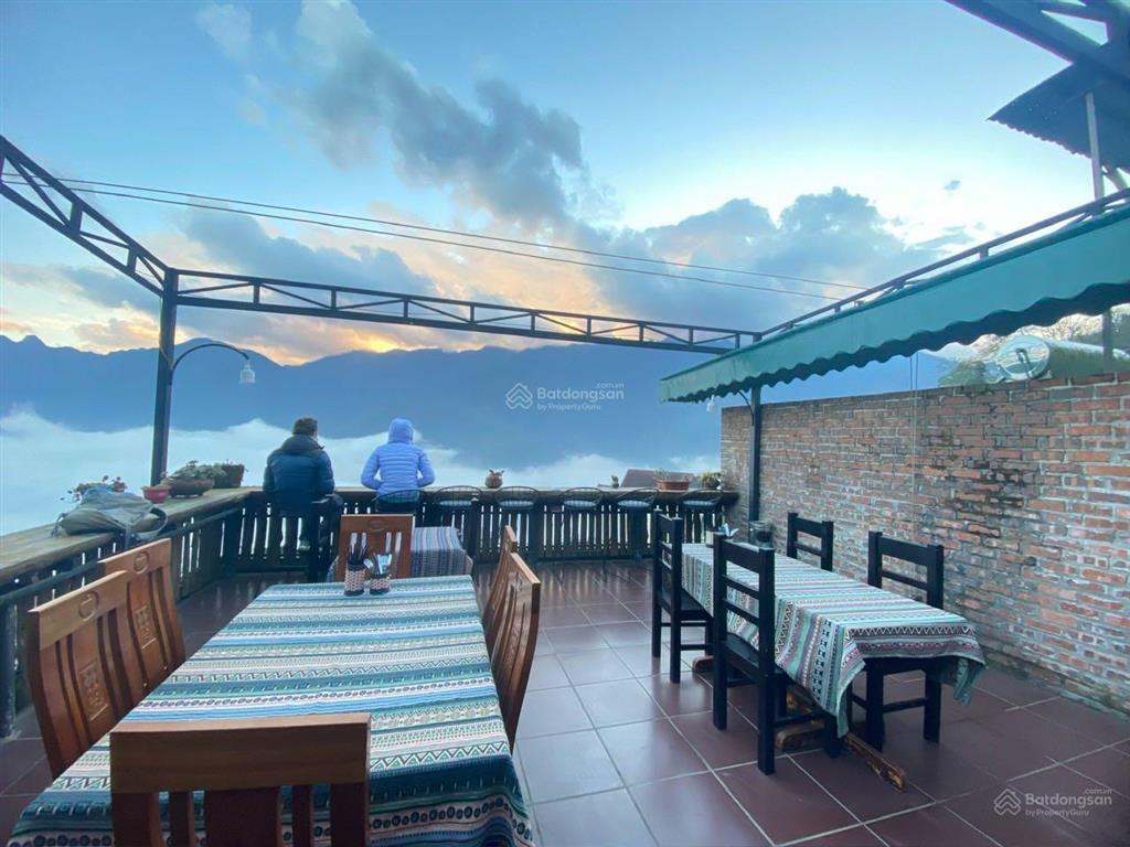 Cần bán homestay đẹp cách nhà thờ đá sapa chỉ 600m