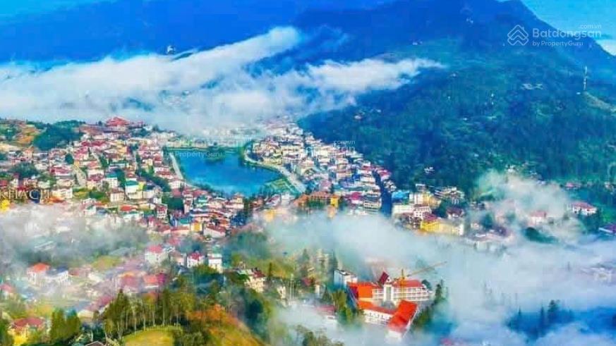 Bán nhà hàng phố phanxipang trung tâm sapa
