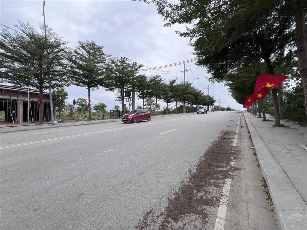 Bán 04 lô đất đấu giá khu n1 hạ mỗ, đường siêu to, vị trí kd, gồm cả trục chính n1 và trục nhánh
