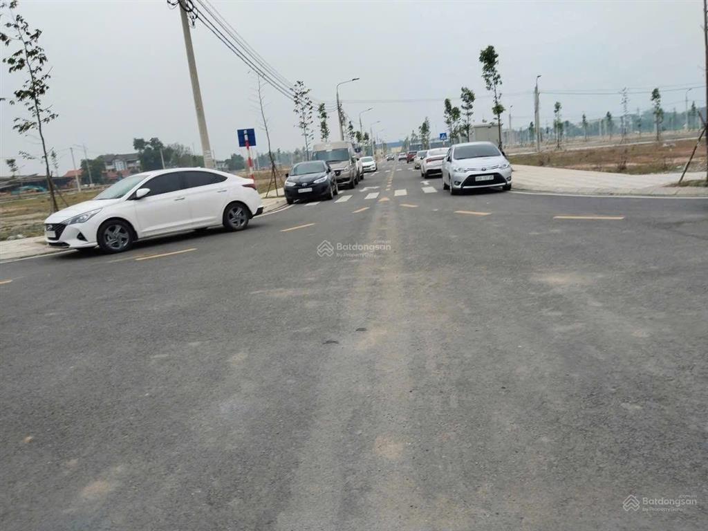 Bán 100m trục chính quốc lộ 32 khu đồng nhà vác thị trấn lâm thao phú thọ, vị trí kd, chỉ 2,x tỷ