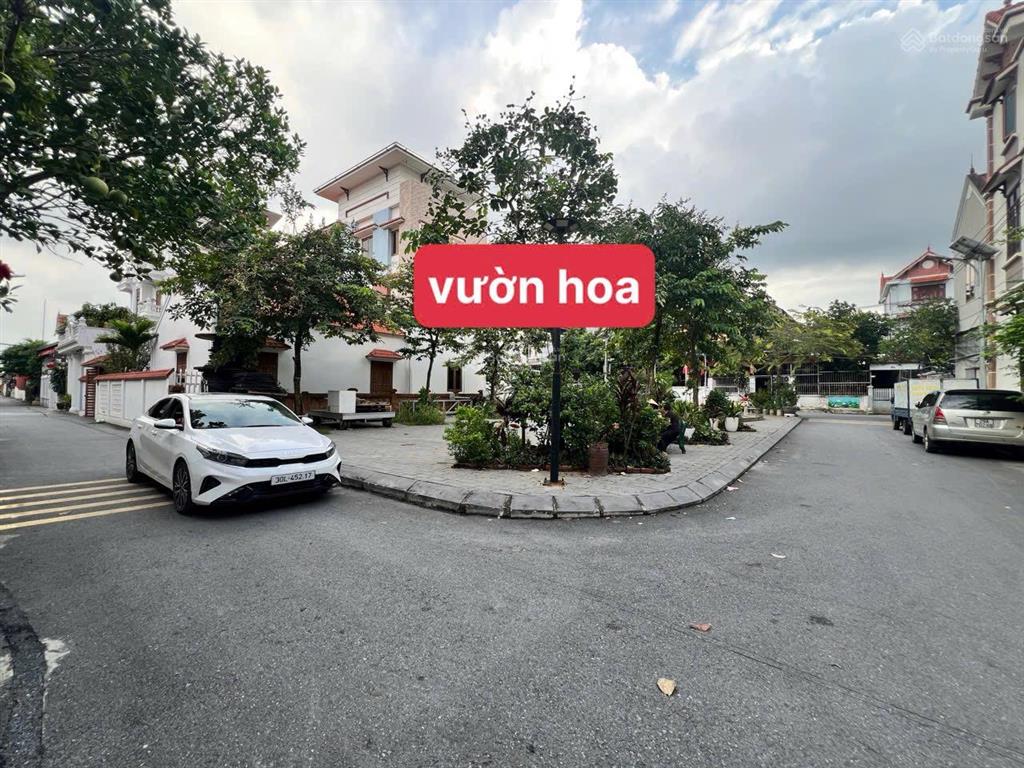 Bán 45m2 đất tại đan phượng, ngõ ô tô thông, tài chính hơn 2 tỷ, đất khuôn đẹp, vuông vắn