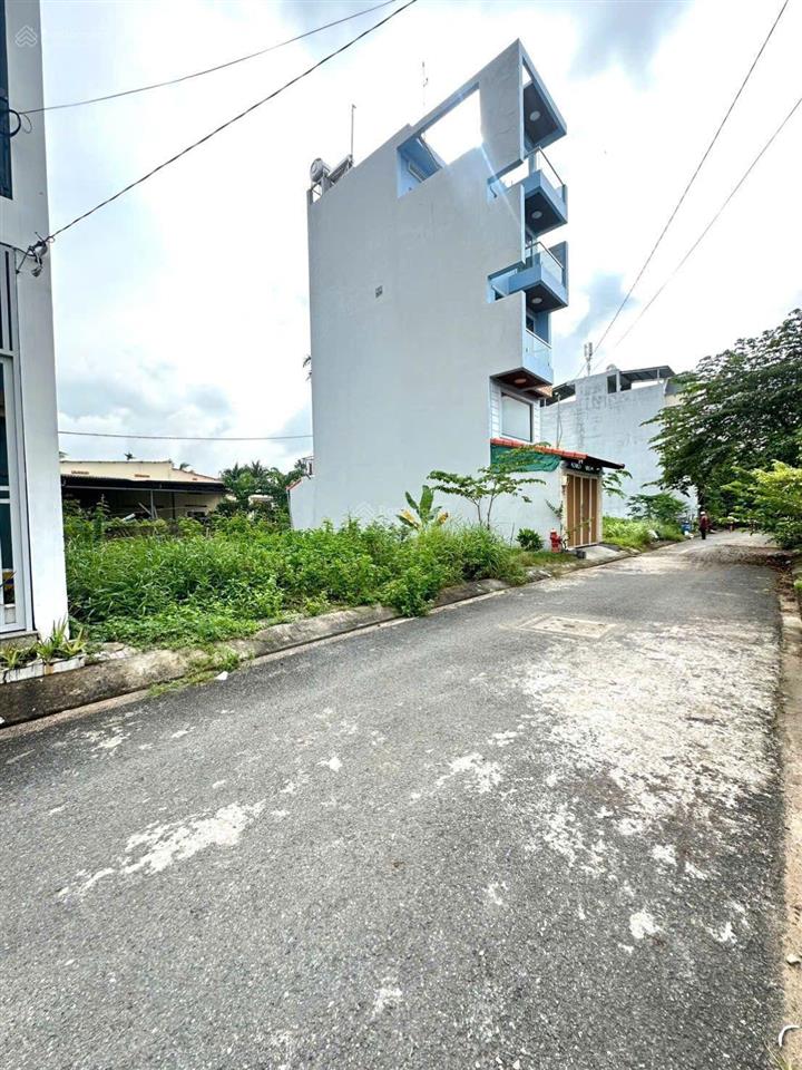 Chính chủ cần bán đât ngã ba long thuận 65m2 giá 3ty3 rẻ bất chấp ko có lô t2 giá này