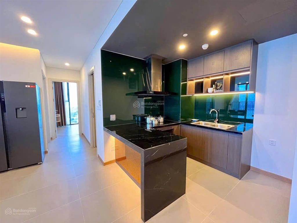 Ngộp bank, cắt lỗ 600 triệu, sam towers sổ hồng  2 pn vip 84m2, thuê ngay 40 tr/ tháng
