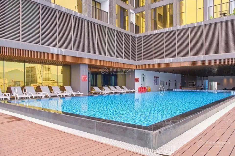 Cắt lỗ 1 tỷ căn hộ 3pn  120m2 sẵn sổ đỏ  dòng tiền 40tr/th chỉ ~60 tr/m2 full nt cao cấp