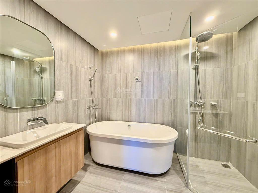 Giảm sâu 500tr căn 2pn  90m2 sẵn sổ đỏ  dòng tiền 35tr/th chỉ ~ full nt cao cấp