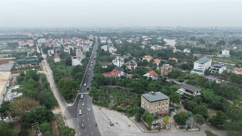 Chủ nhà ngộp bank cần bán cắt lỗ sâu lô biệt thự 350m2, vị trí đắc địa áp góc đường 24m, sẵn sổ đỏ