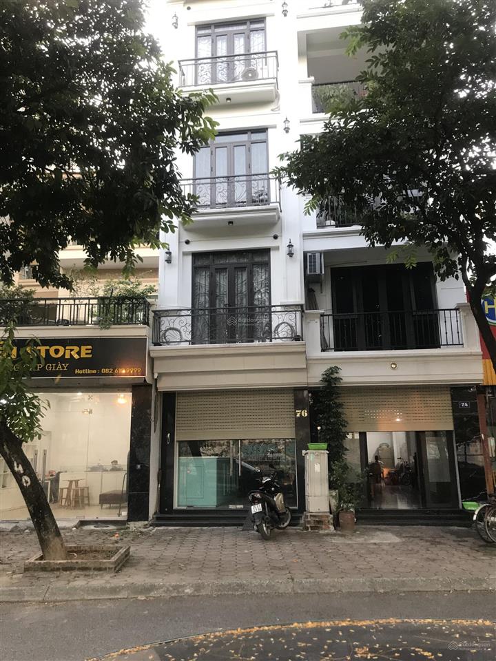 Cho thuê nhà riêng 4 tầng phố tôn đức thắng ngõ ô tô cách phố 50 m. giá 10 triệu  0987 958 ***