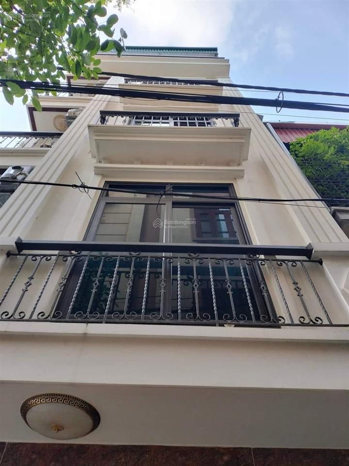 Cho thuê nhà 50m2 x 5 tầng đường nguyễn trãi gần ngã tư sở, nhà đẹp 4 pn mới sơn sửa 10 triệu