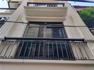 Cho thuê nhà 50m2 x 5 tầng đường nguyễn trãi gần ngã tư sở, nhà đẹp 4 pn mới sơn sửa 10 triệu
