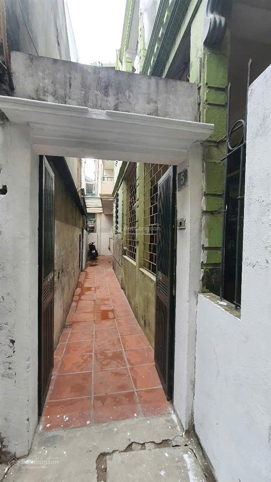 Chính chủ cho thuê nhà riêng 90m2, 3 tầng tại số 5 ngõ 240, định công, hà nội!