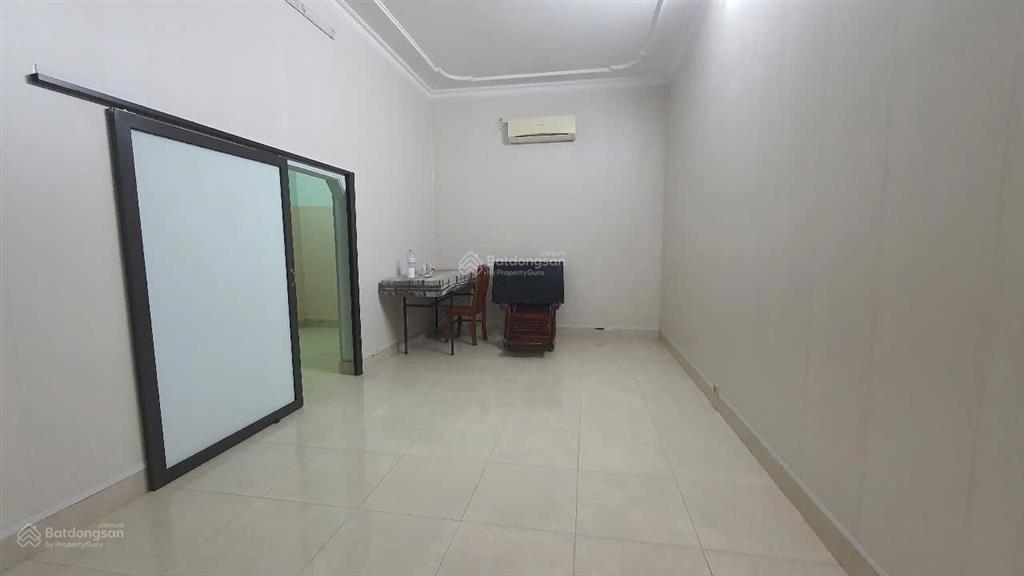 Chính chủ cho thuê nhà riêng 90m2, 3 tầng tại số 5 ngõ 240, định công, hà nội!