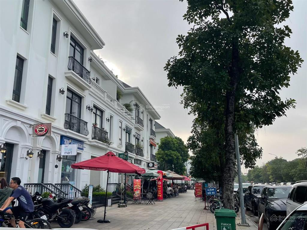 Cần bán gấp shophouse vinhomes green bay mễ trì, hoàn thiện đẹp, phù hợp làm văn phòng 0941 729 ***