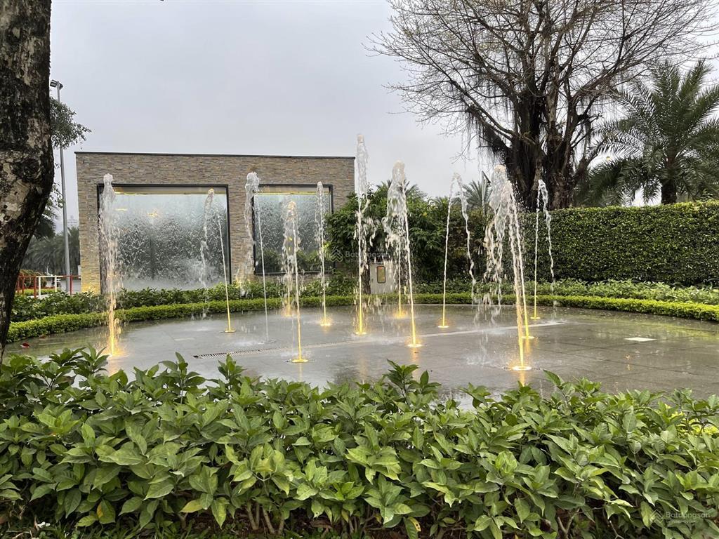 Cho thuê liền kề, biệt thự full nội thất, có thể vào ở được luôn vinhomes green bay 0941 729 ***