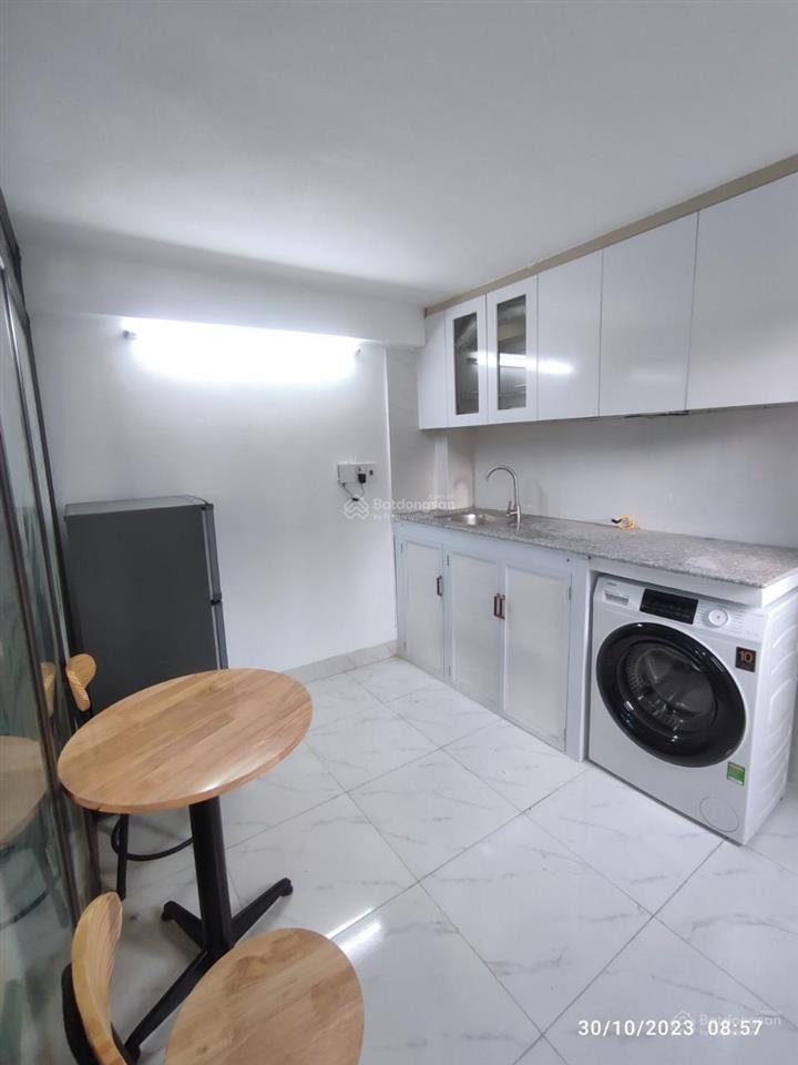 Cho thuê căn hộ 1 khách + 1 ngủ, giá 5 tr/th