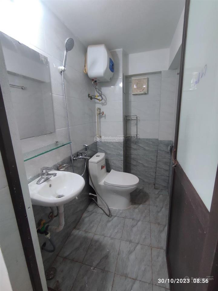 Cho thuê căn hộ 1 khách + 1 ngủ, giá 5 tr/th