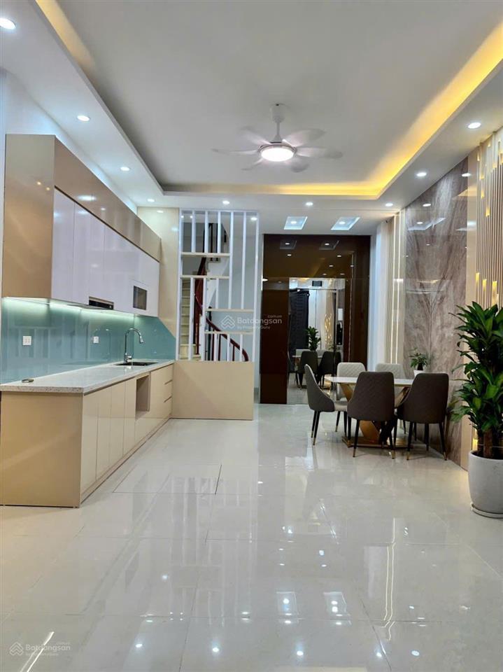 Chính chủ bán nhà đình thôn  6 tầng thang máy  full đồ  giá 12 tỷ