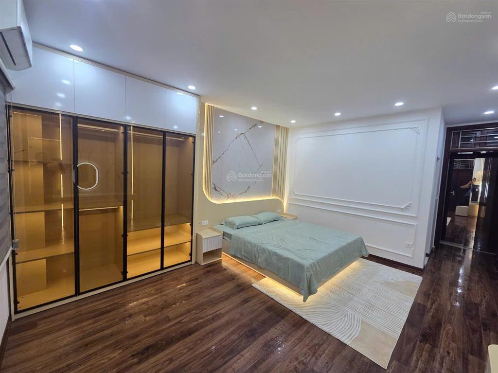 Chính chủ bán nhà đình thôn  6 tầng thang máy  full đồ  giá 12 tỷ