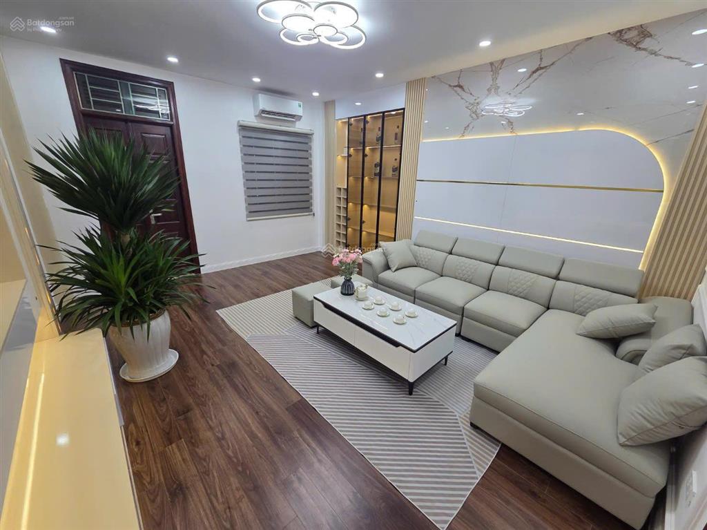 Chính chủ bán nhà đình thôn  6 tầng thang máy  full đồ  giá 12 tỷ