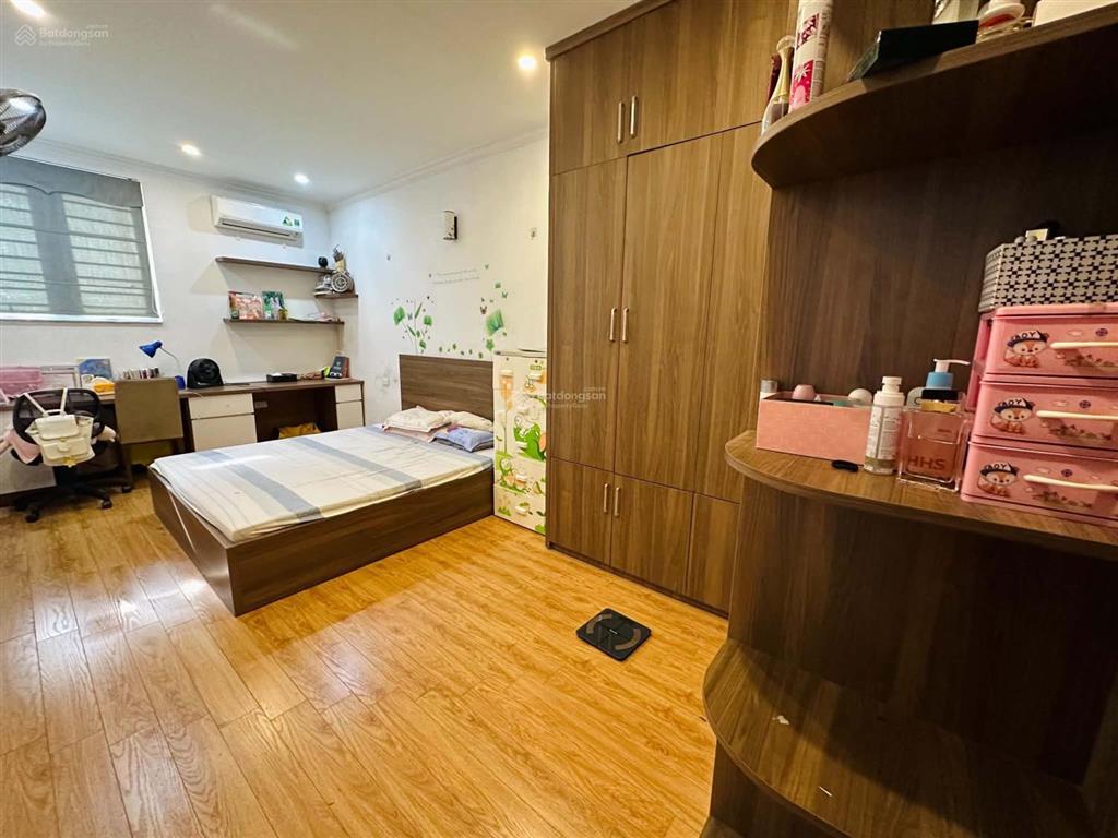 Chính chủ cần bán gấp căn 3pn2wc đường trịnh văn bô mỹ đình