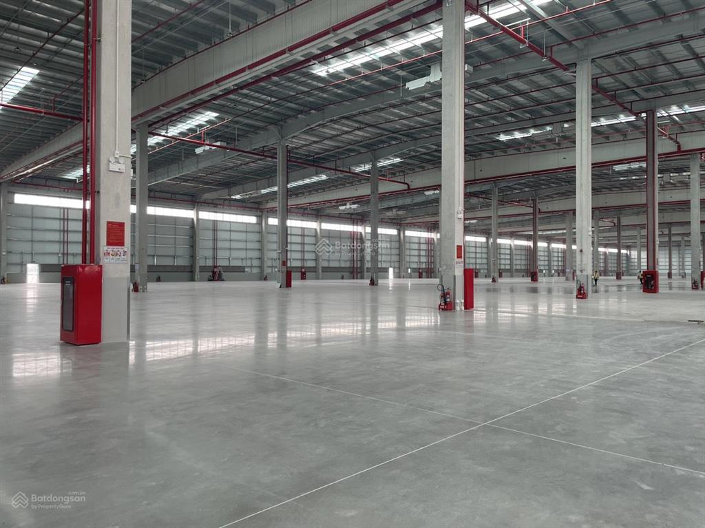 Cho thuê nhà xưởng tại kcn phố nối hưng yên, dt 8400m2, pccc tự động.  0988 457 ***