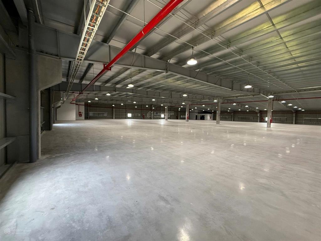 Cho thuê xưởng 5400m2 trong kcn đại đồng, bắc ninh.  0988 457 ***